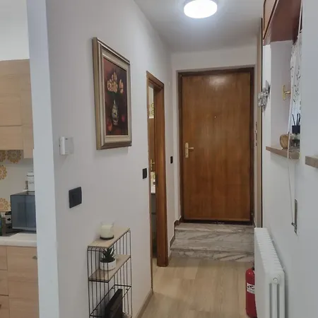 Tiny House Sofia * 奥斯塔