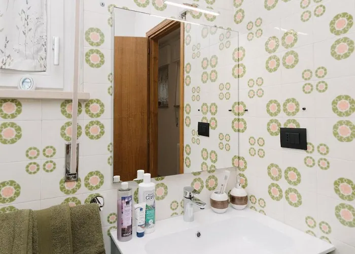 Tiny House Sofia アパート *